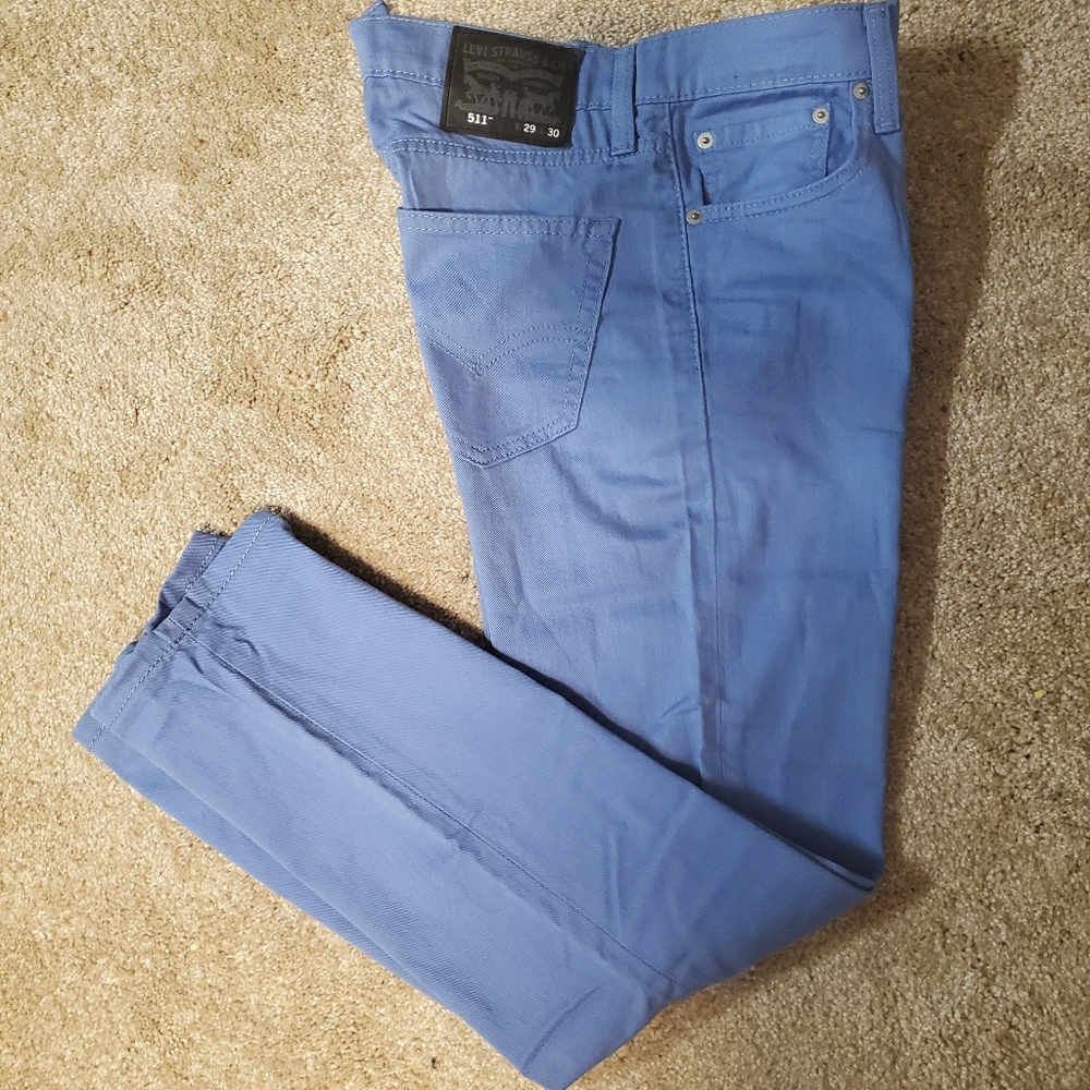 REDUCED! NWOT- Stylish Levi Strauss 29x30 pant